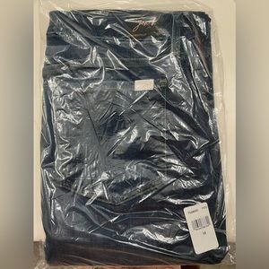 Jen 7 -Slim Bootcut Jeans